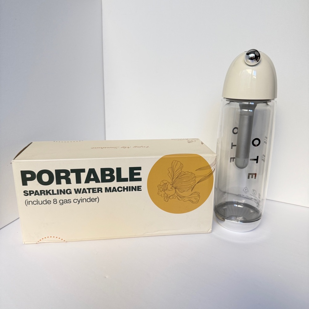 Sparkling Water Machine - Cream/Clear